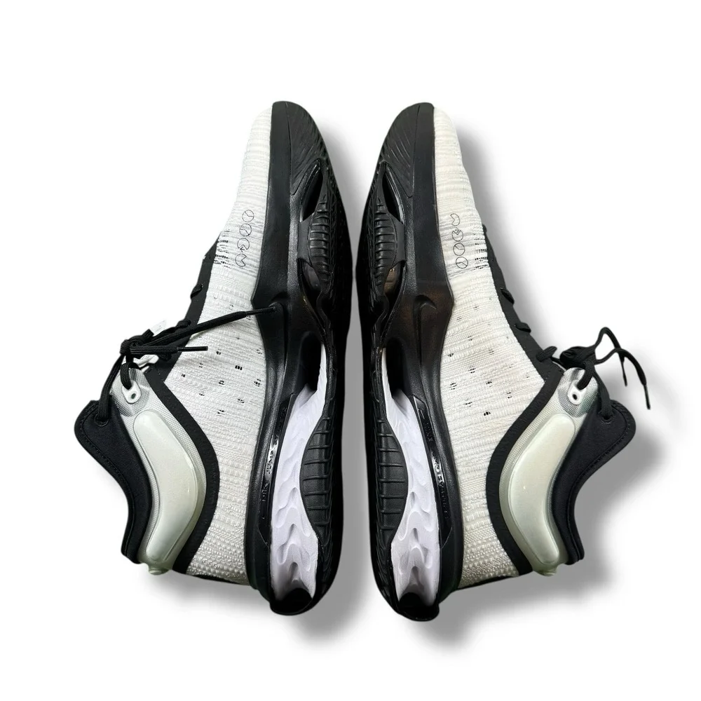 NWOB Nike Air Zoom GT Jump 2 Basketball Shoes White/Black DX9189-100 Men Sz 17